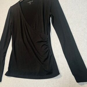 LOFT Black Long Sleeve Faux Wrap Front Ruched Side Top Womens XS‎